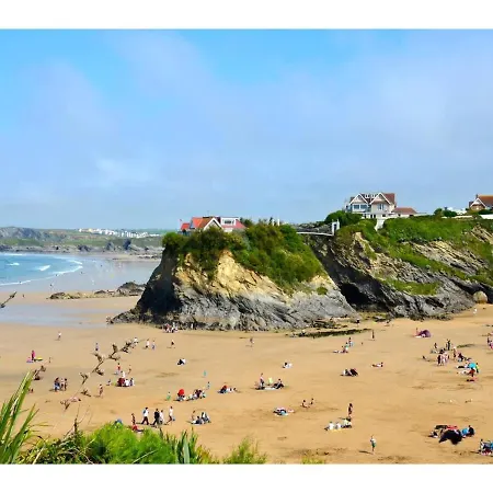 Spacious Private Parking Newquay *