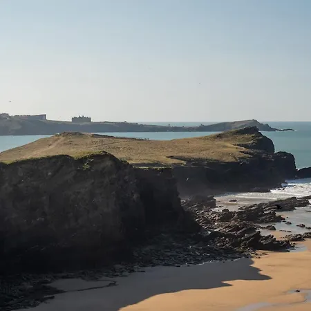 Spacious Private Parking Newquay *